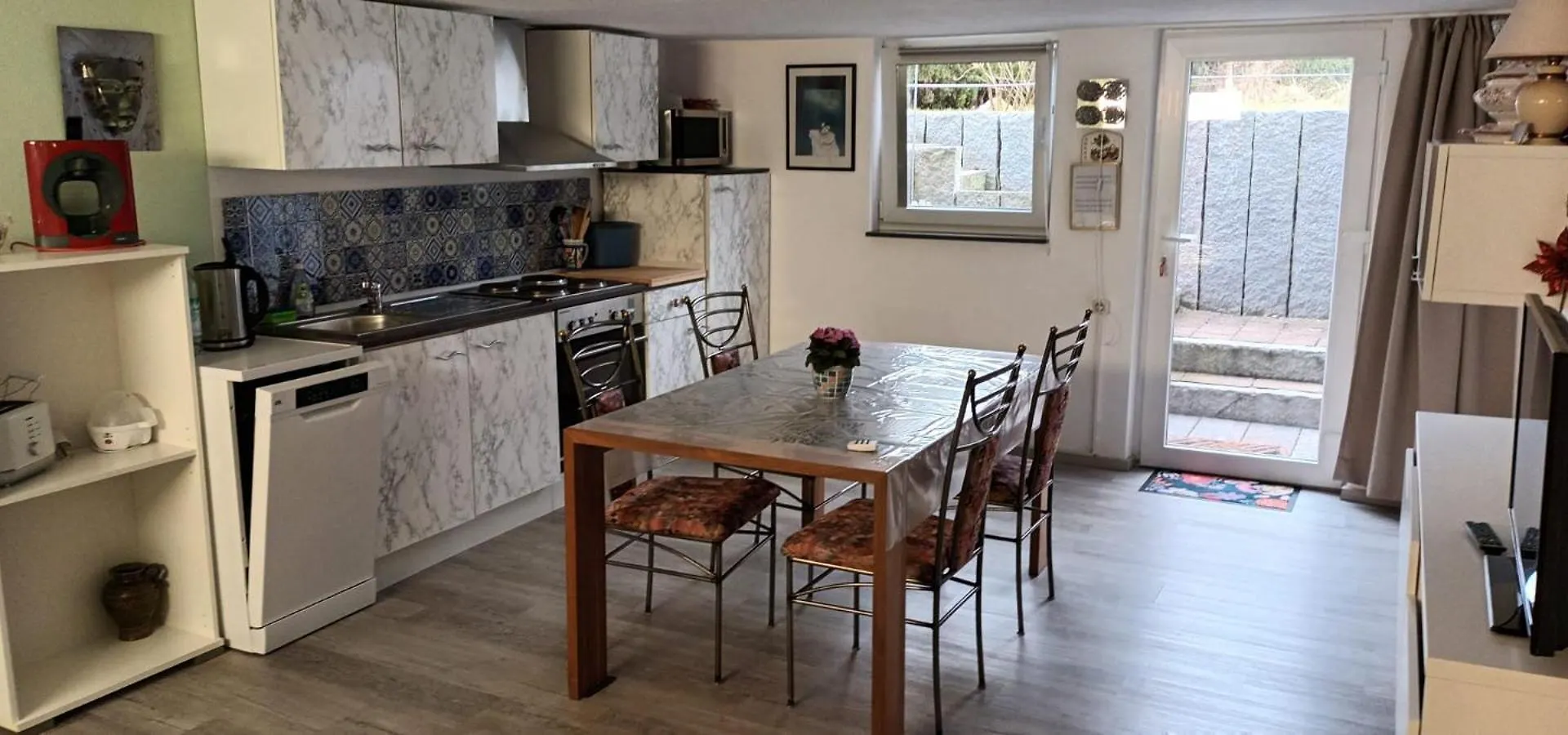 Gruene Oase Souterrain Apartment Buxheim  0*, Buxheim (Swabia) Germany